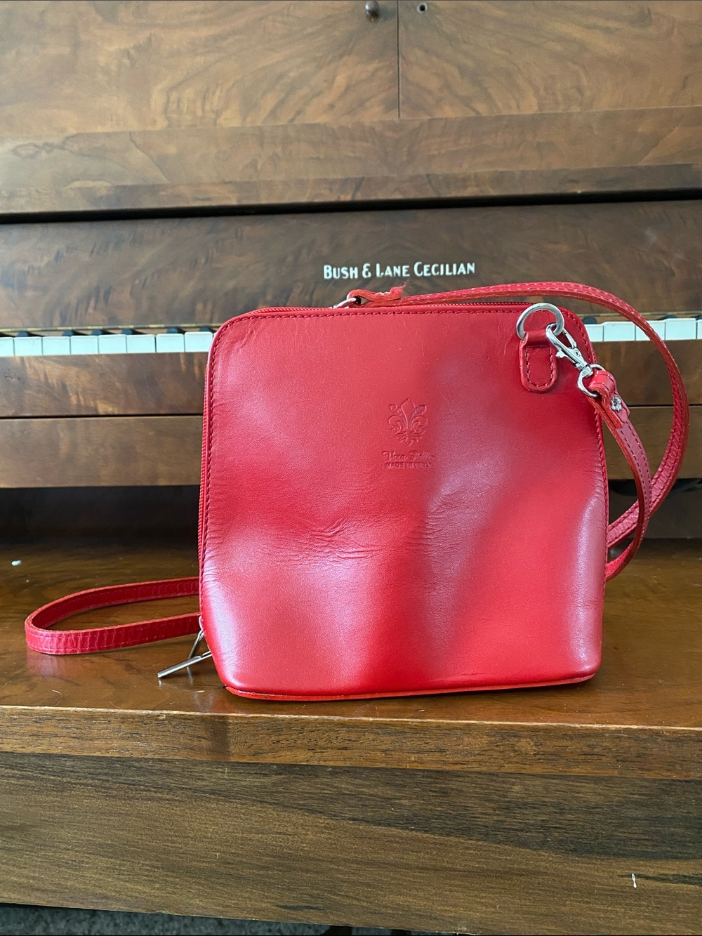 Vera Pelle Red Leather Crossbody Bag